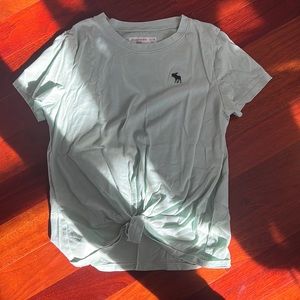 ABERCROMBIE KIDS LIGHT TEAL T-SHIRT